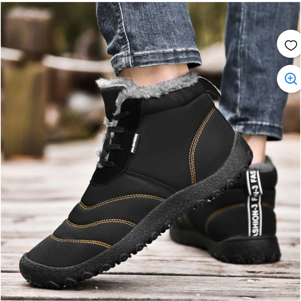 Men's Black and Gray Snow Boots with Fur Lining- New without tag